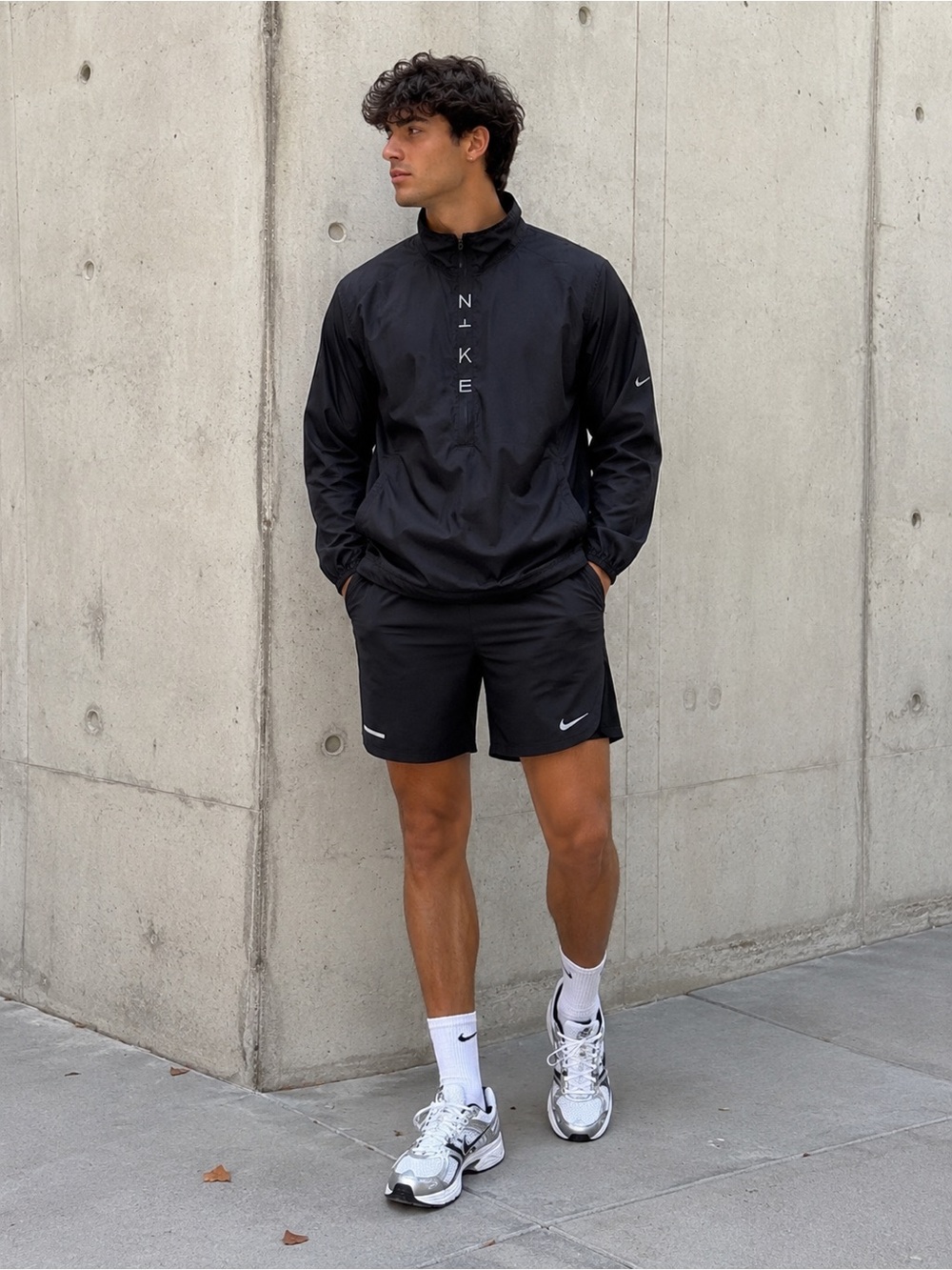 Nike Men's Black Quarter Zip Windbreaker Rain Jacket Running Activewear